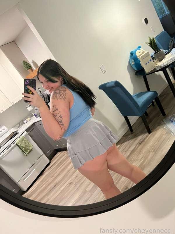 Ass pic photo dump☺️❤️


#fatass #ass #bigbooty #booty #curvy #alt #tattoos #blackhair