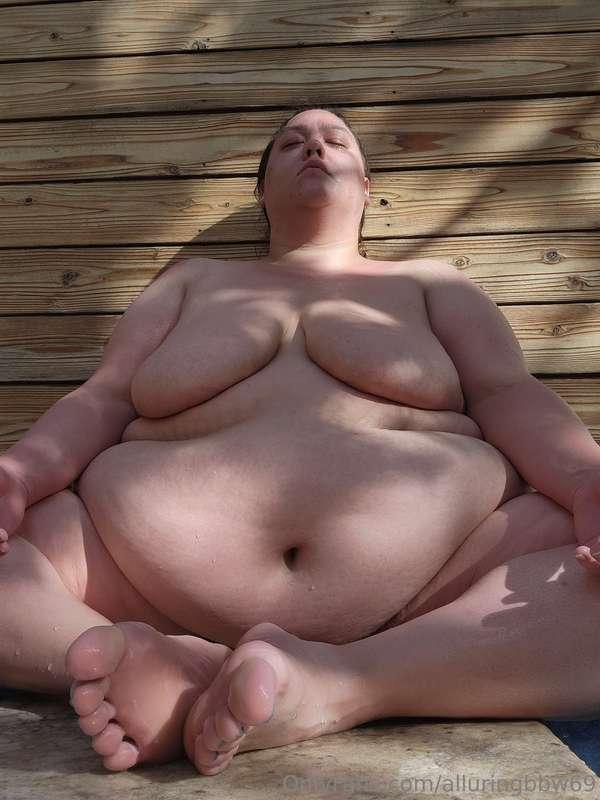 alluringbbw69 image #20