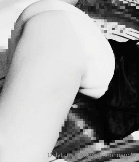 Aujourd'hui le sexting à 8$ av photos et vidéos 🔞🔞🔞 Profites..