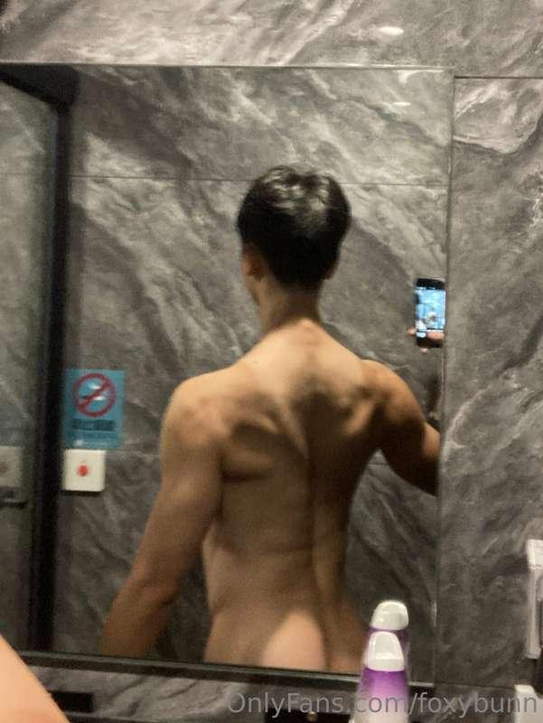 浴室發騷時間💦 Videos of me being a slut at the shower room
