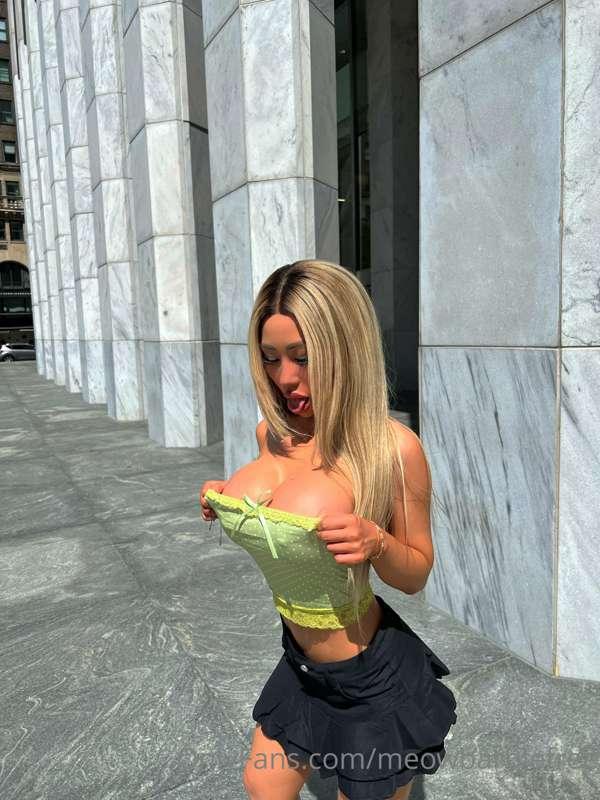 Let’s fuck and travel ☺️❤️FULL B/G SEX TAPES ONLY ON MY VIP ..