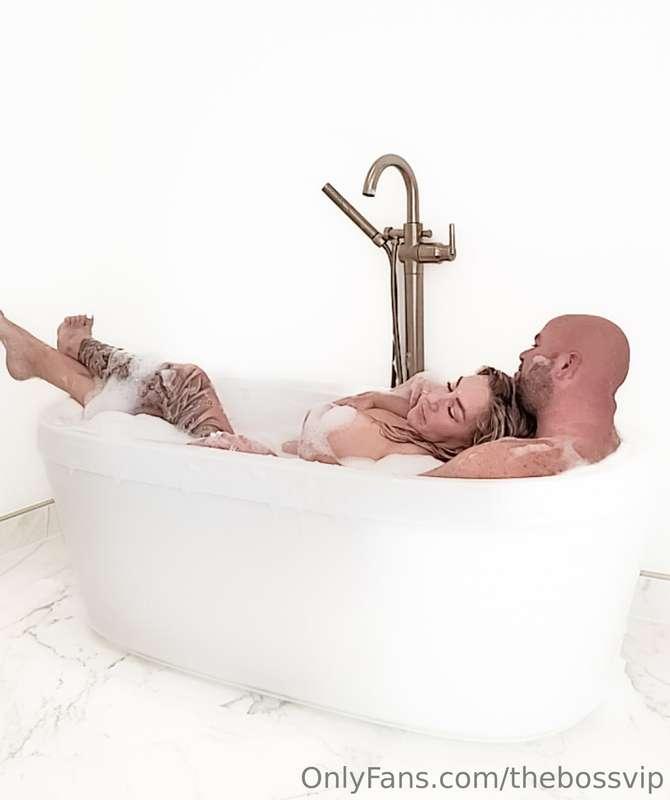 love bubble baths with @michelleboss
