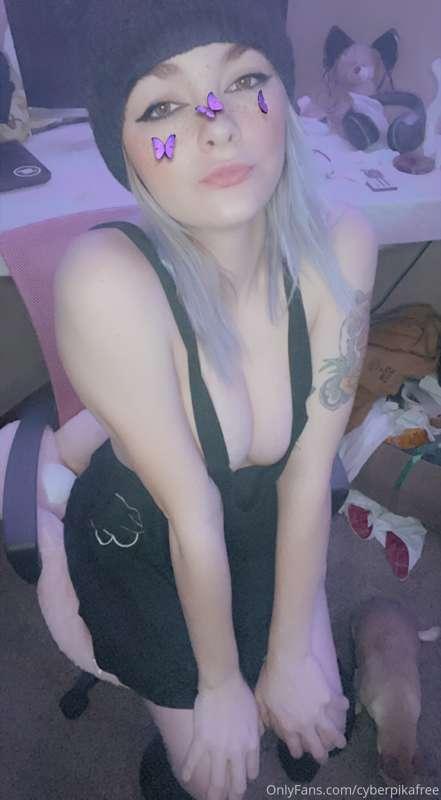 hyperbabecyber image #1