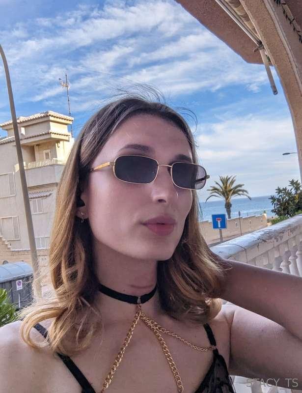 Hi my lovelies! Today is a very hot день☀️🔥 First I went to ..