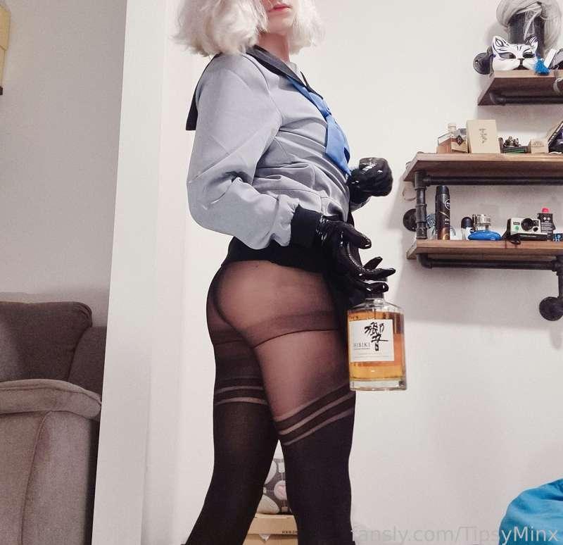 tipsyminx image #3