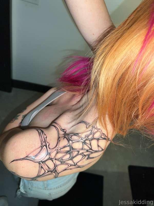 Check out my new tattoo!! it was so easy to get done, the ar..