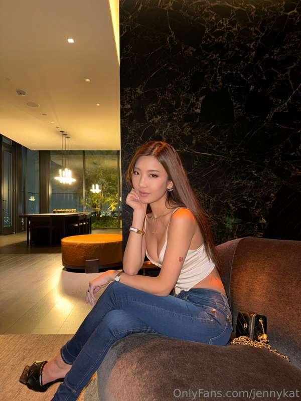 Pretty sure this is my 'looking good' pose. Thoughts?