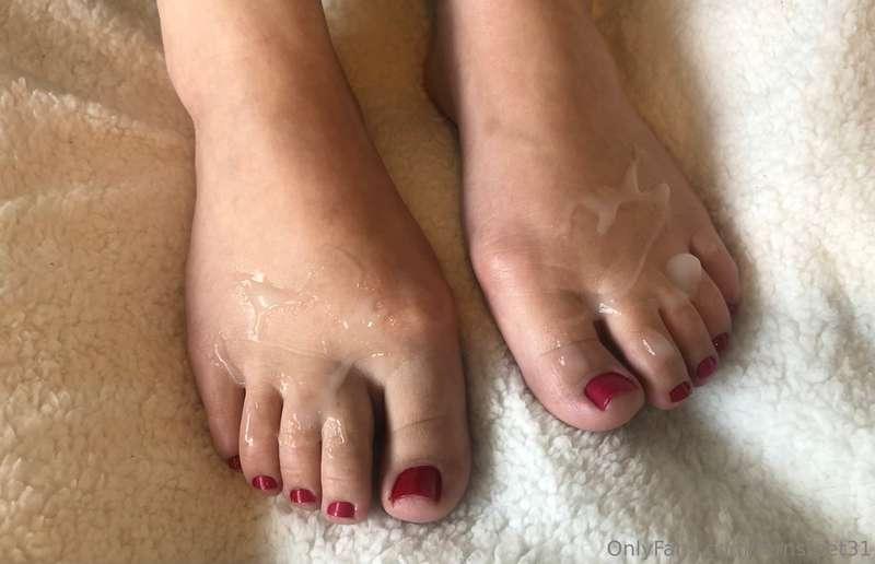 fernsfeet31 image #0