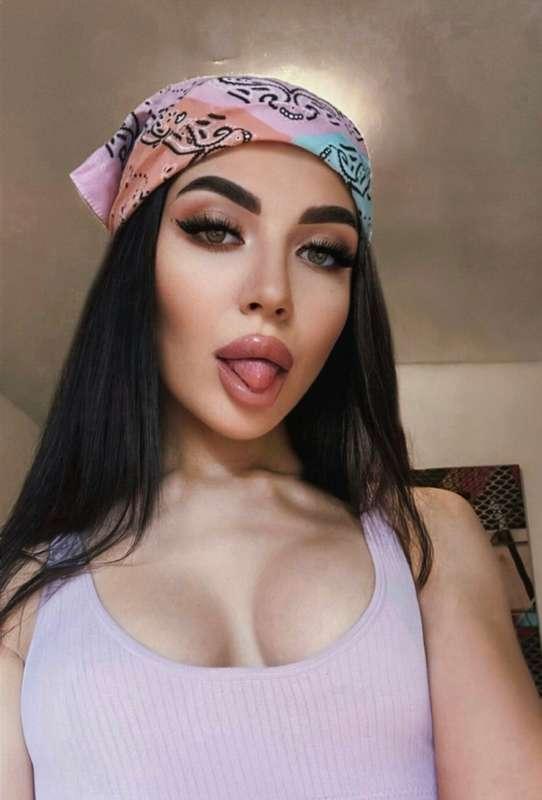 ## **couldn't resist sharing some exclusive, naughty content..