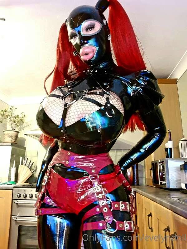 Freshly filled and ready for action.. 💦💦💦💦... Now fill my be..