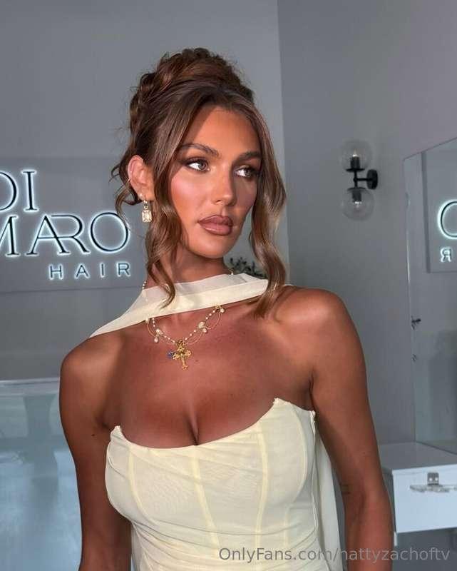 Nothing beats getting glammed ✨