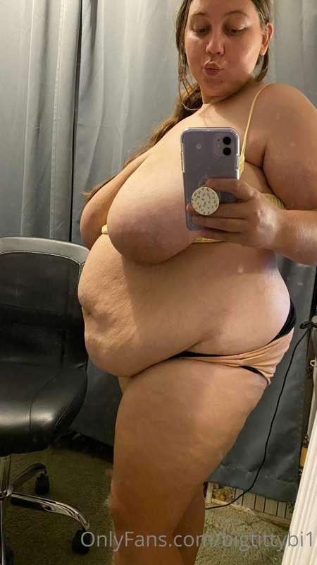 bigtittybi1 image #3