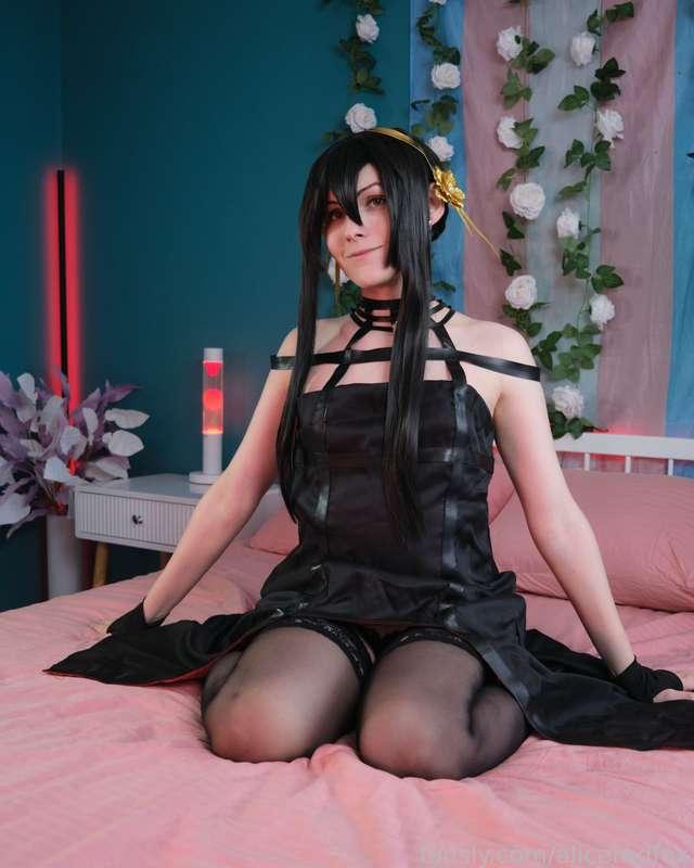 aliceredfox image #6