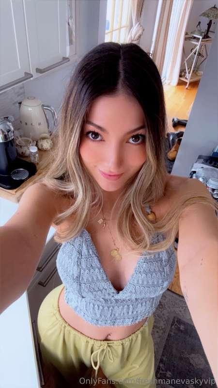 If no one else is taking care of your cock.. I want to 🤭 