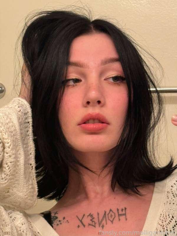 molliganbitch image #1