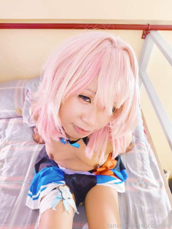 succuniku image #25