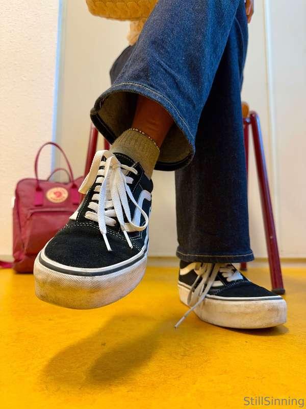 Vans are definitely ones of my favorite shoes 🖤🤍
