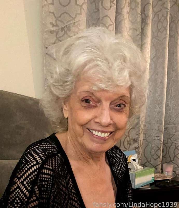 lindahope1939 image #4