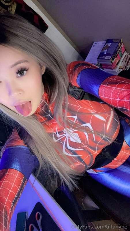 wanna get caught in my web? 🕸️