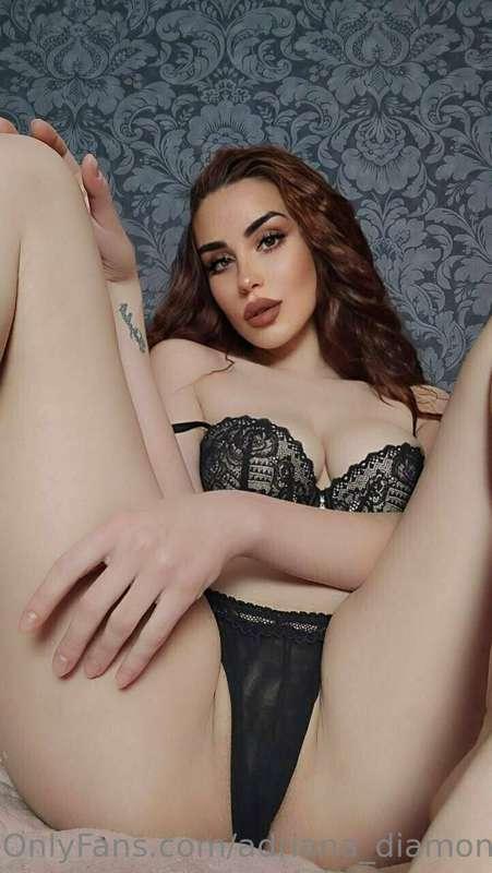 beautiful perverted lady wants to make all your dreams come ..