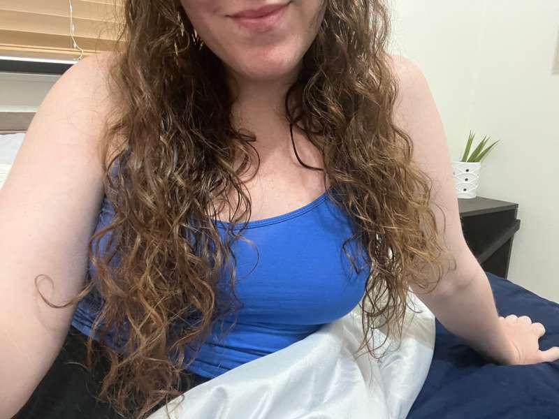 Arrived for my collab! Waiting for my hair to try/resting up..