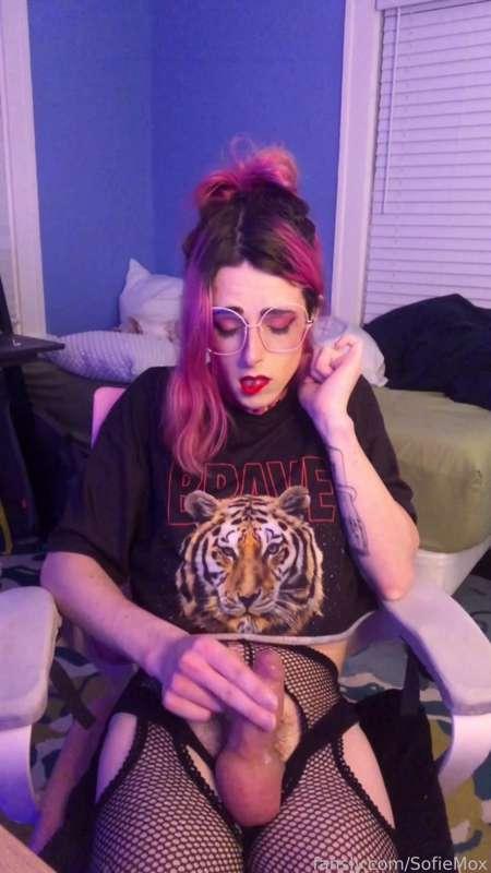 sofiemox image #3