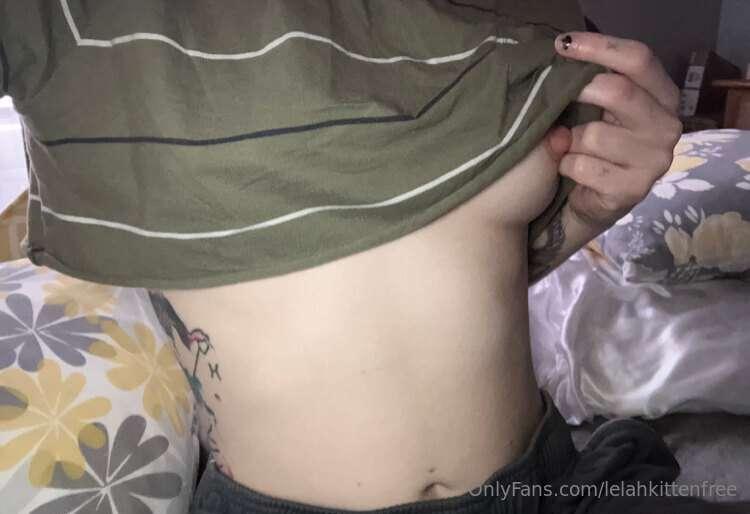 updated my social links check my profile c;