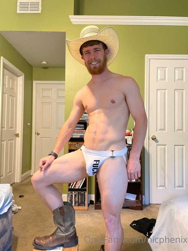 I wanna be a cowboy. Or a tourist. I am in Nashville after a..