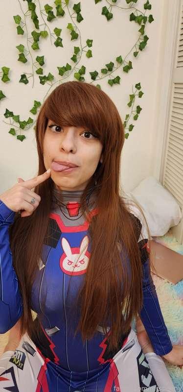 Silly Dva cosplay 👀💗