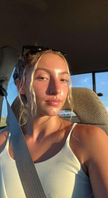 Close and personal 😏😏