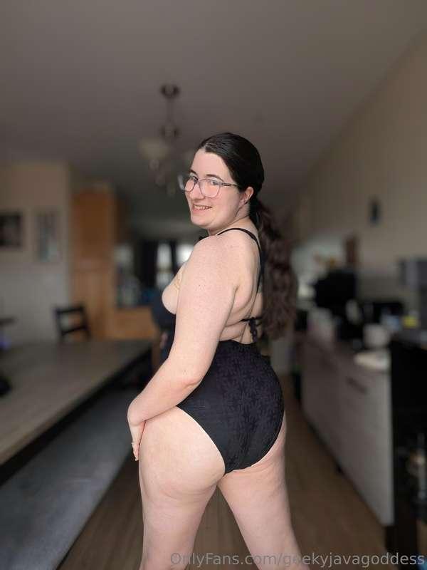 I love swimsuit season 😍 