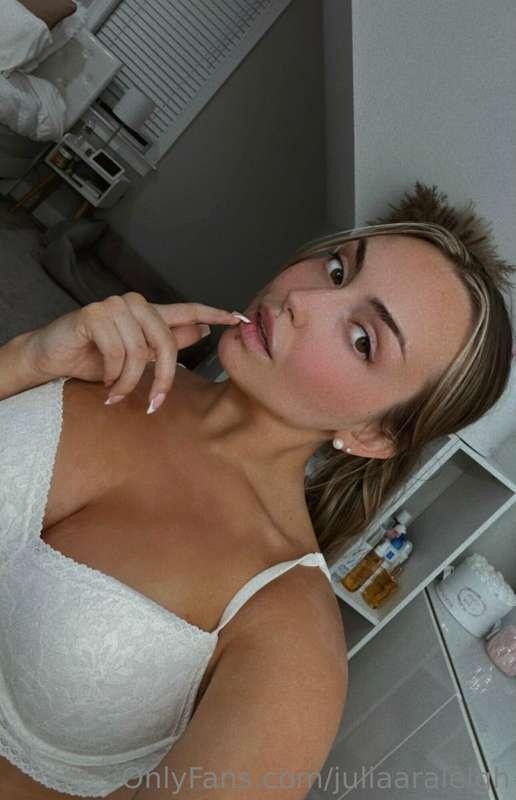 My most naughty live stream😈 46+ mins of me stripping, teasi..