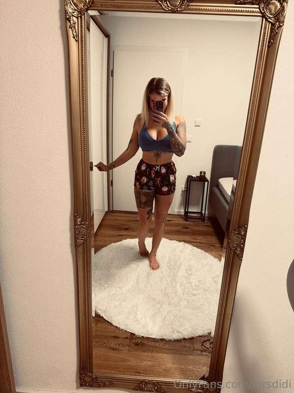 Gehe ins Bettchen... kommst Du mit? 🤭💋