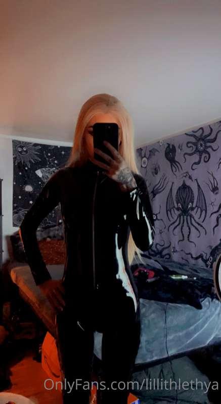 🖤 Goth Dommy Mommy 🖤