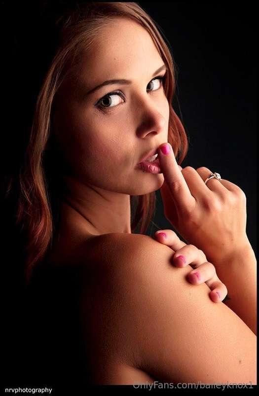 baileyknox1 image #0