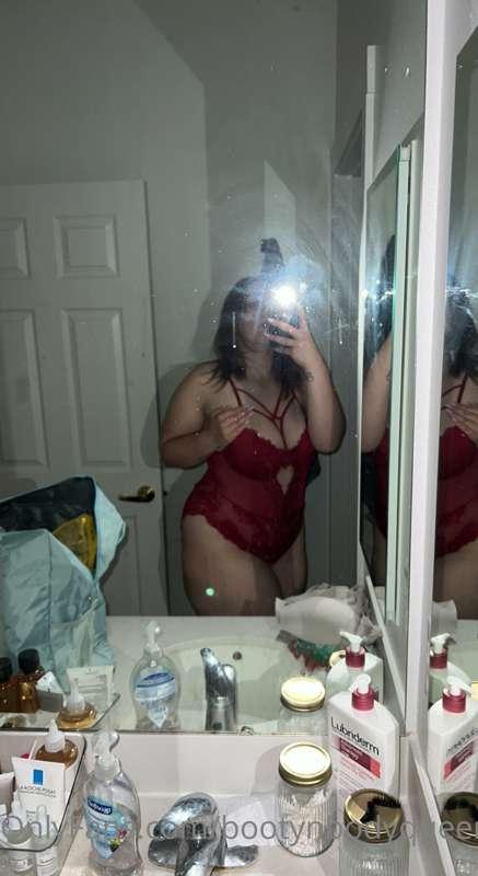Goodnight babes❤️ I am so exhausted after having my pussy ea..