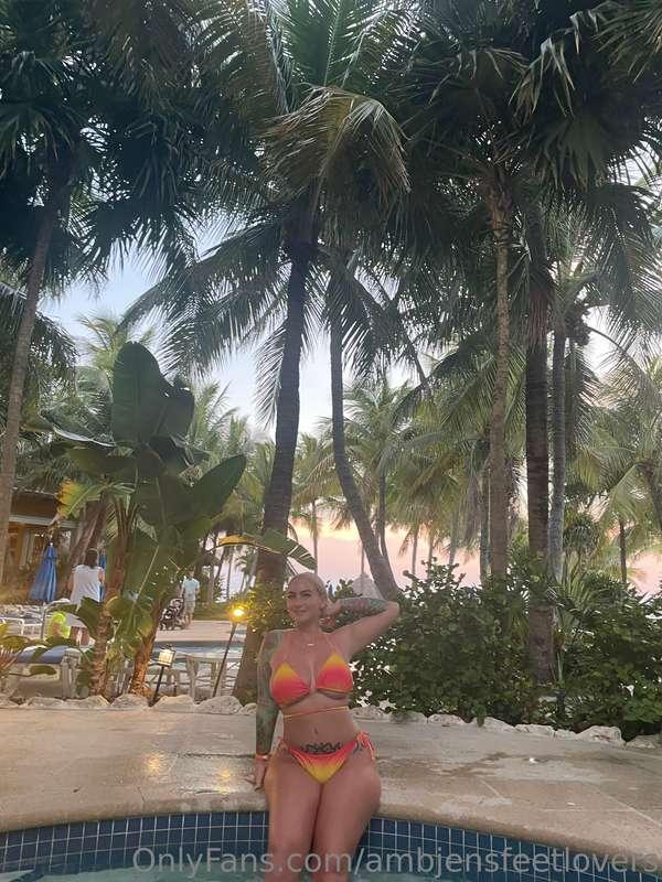 Cum here…
