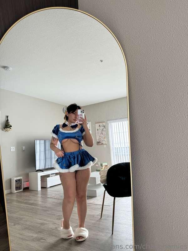 chun li in the house and in your DMs tonight