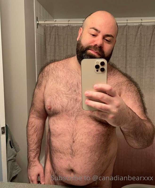 Nudes are on onlyfans.com/canadianbearxxx (25% off)