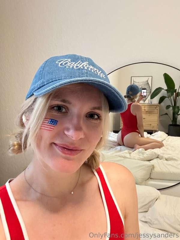 Happy Independence Dayyy 🎆🥳 Hmm I know its all about freedom..