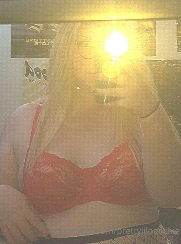 Just a little teaser for the free subs;) cum subscribe to my..