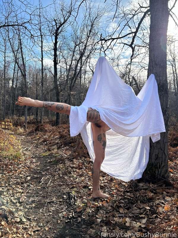 bushybunnie image #3