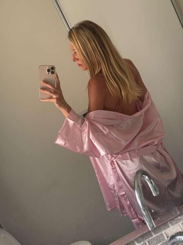caught myself in the mirror, pink robe and all… should I dro..