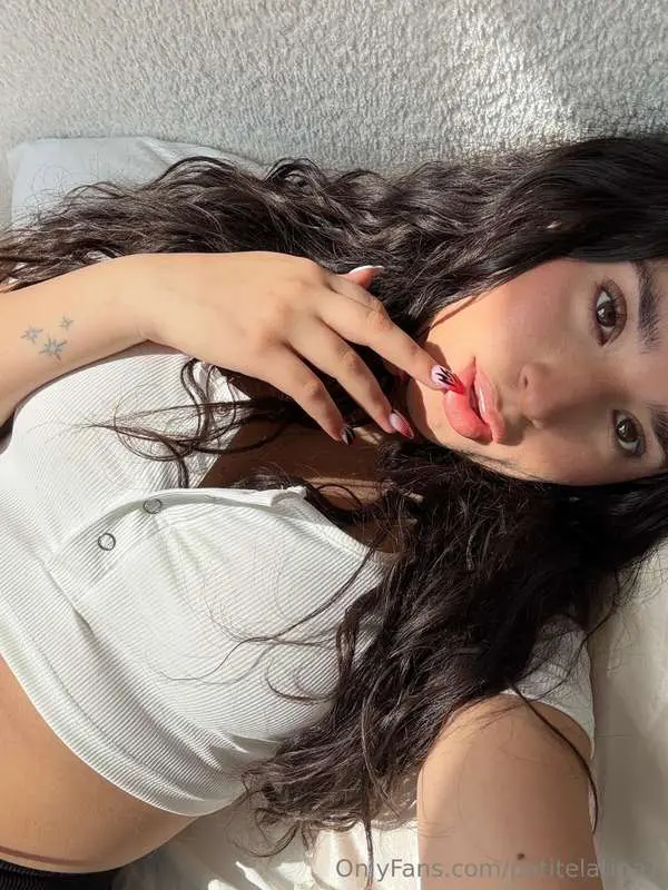it's titty tuesday 🍈🍈 and i know you're thinking about them ..