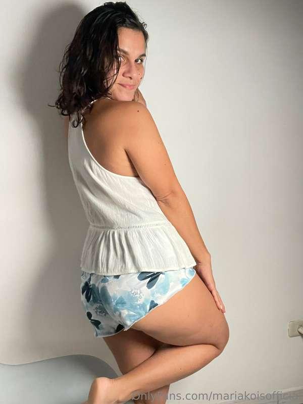 Do I look cute or slutty?