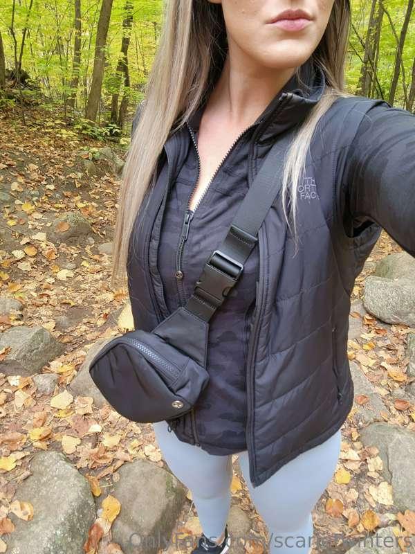 Who loves a good hike 😈😊... could I be your partner ?  There..