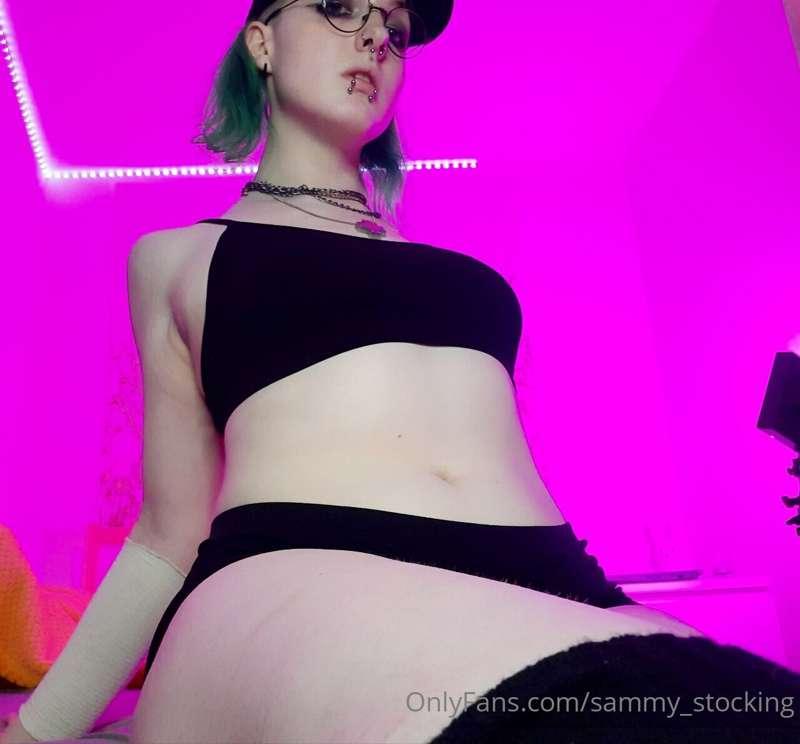 Which part of my body would you lick first baby? 👅🤤