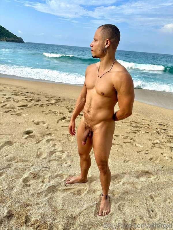 Wanna come to the beach with me?
