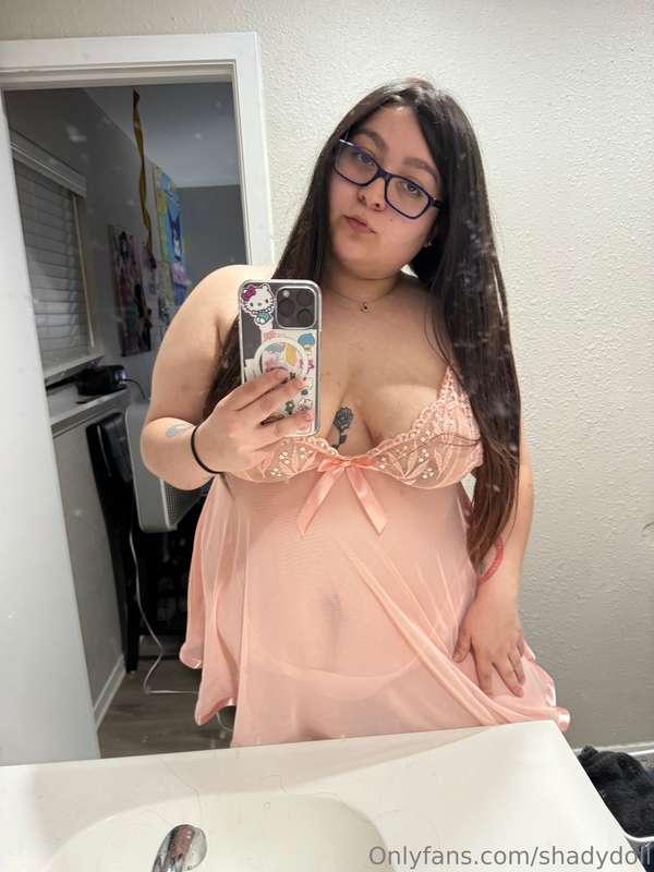 Slam me on the counter and move my thong to the side and spr..