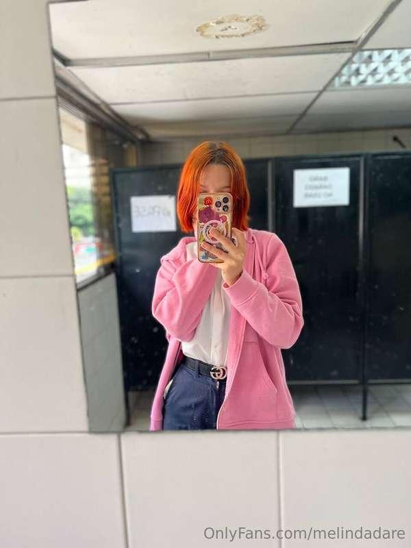 I feel so comfortable with this coat.... ❤️ But to be honest..